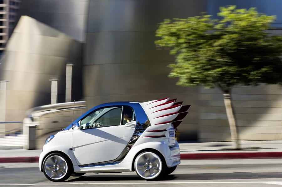  Smart ForTwo Electric Drive by Jeremy Scott 2012 года  (фото 23 из 44)